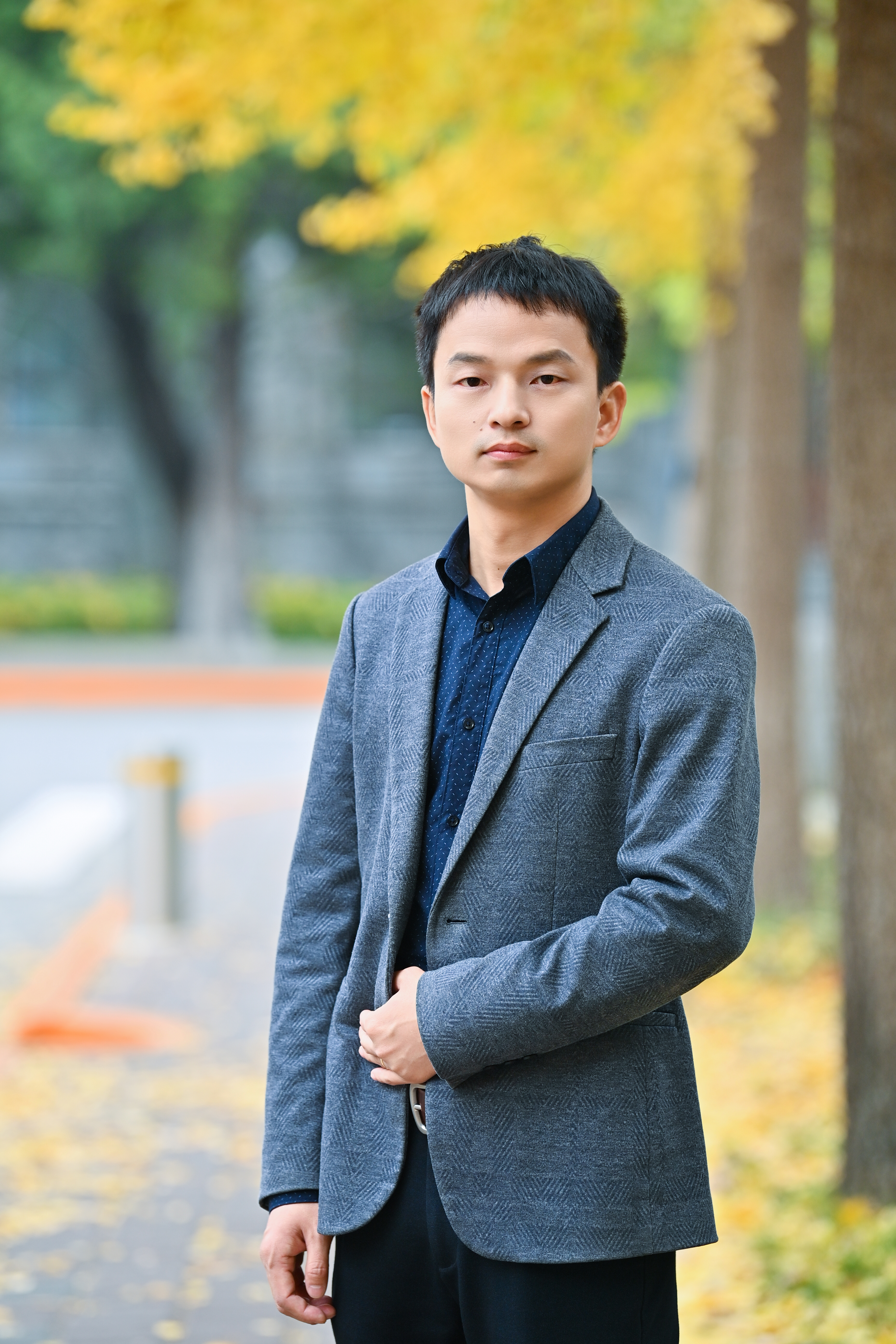 Dr. Xiong Zhou